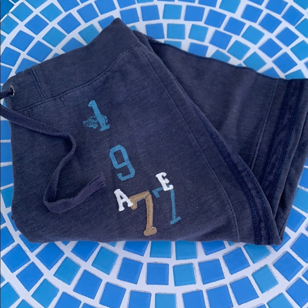 American Eagle cut off shorts size medium